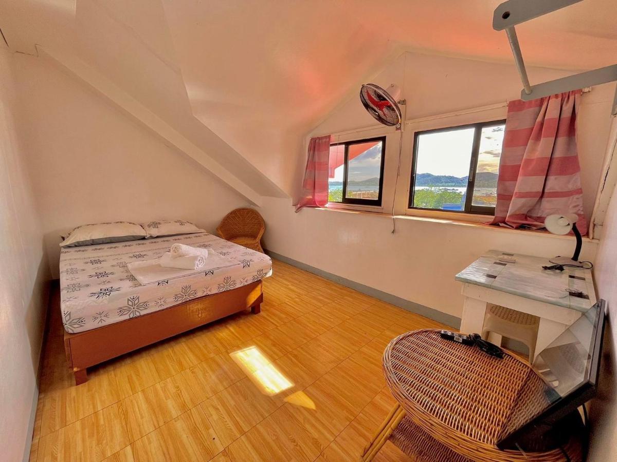 Mario'S Travellers Inn Coron Dış mekan fotoğraf