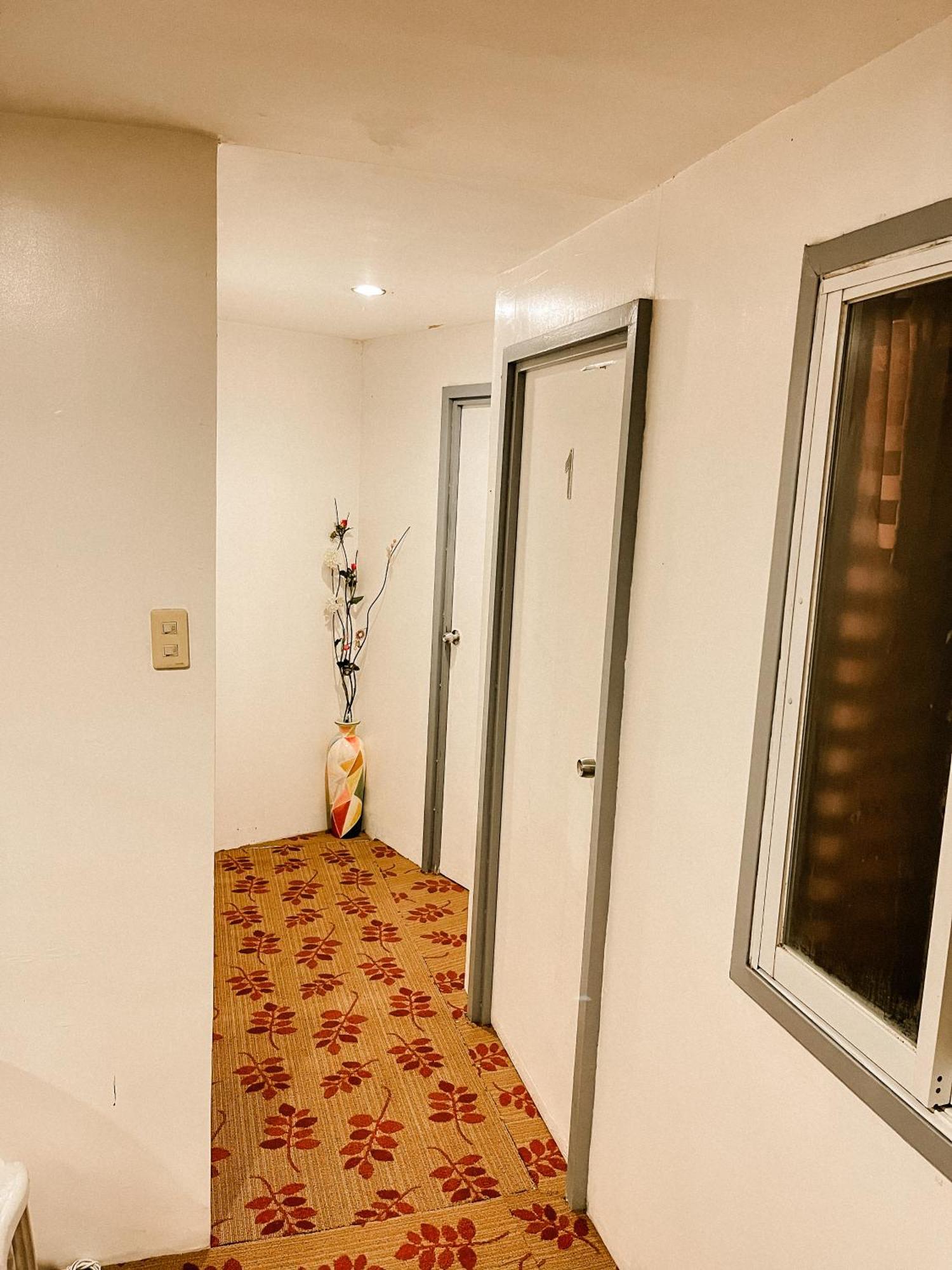 Mario'S Travellers Inn Coron Dış mekan fotoğraf