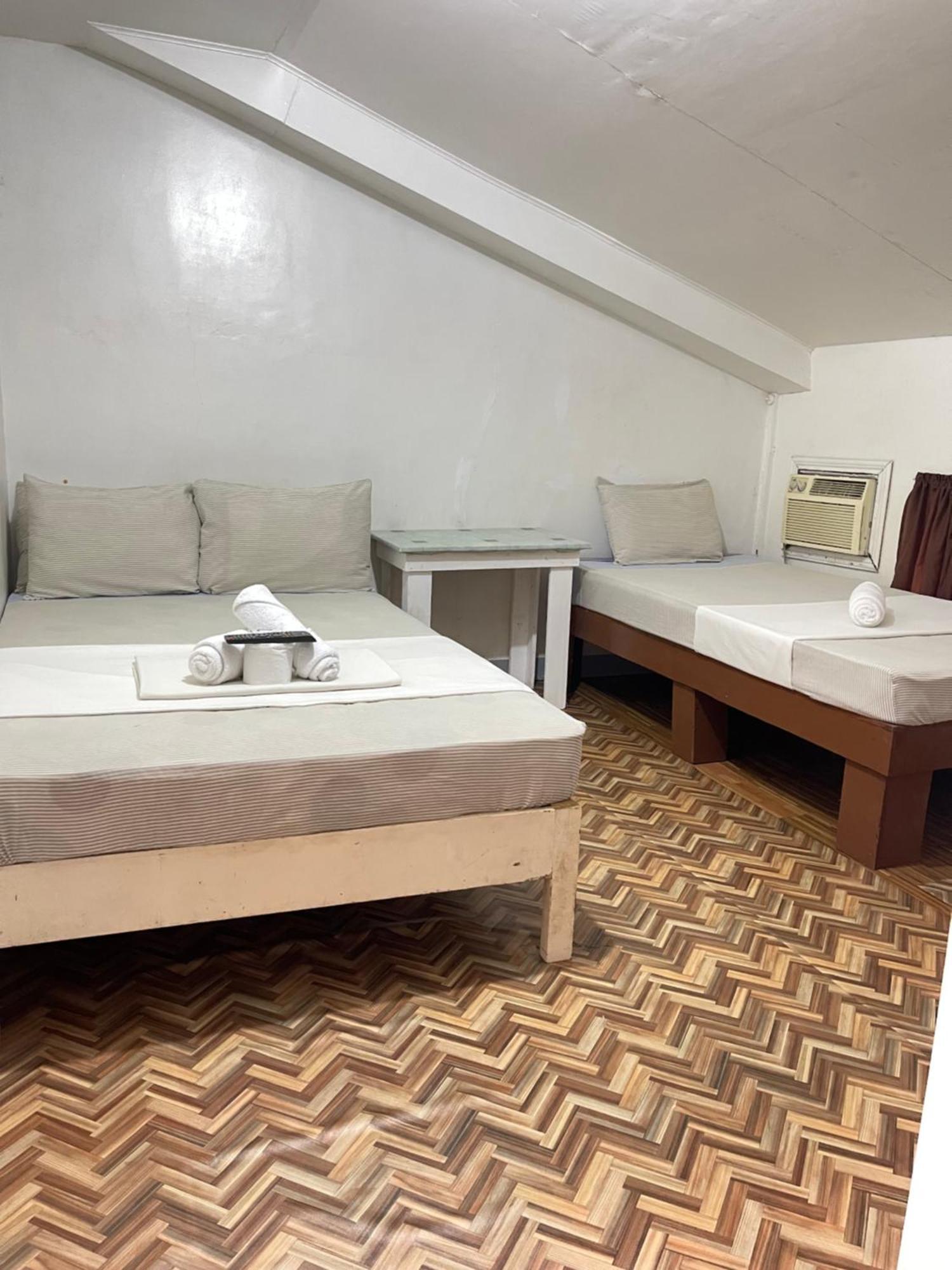 Mario'S Travellers Inn Coron Dış mekan fotoğraf