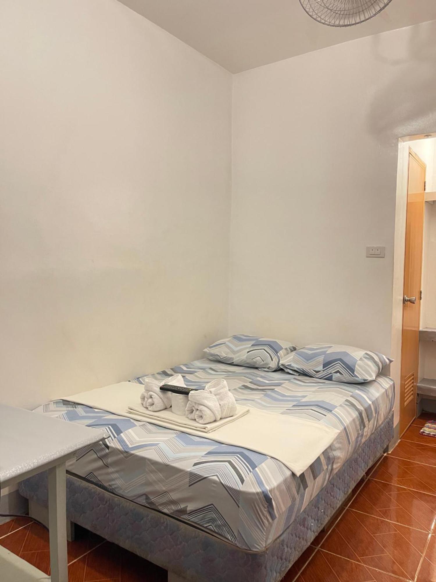 Mario'S Travellers Inn Coron Dış mekan fotoğraf